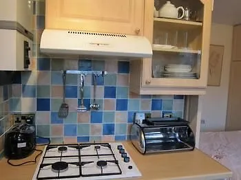 Harman 1 & 2 3* Leeds (West Yorkshire)